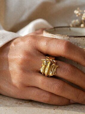 Vintage Gold-tone Rhinestone Adjustable Sculptural Cocktail Ring